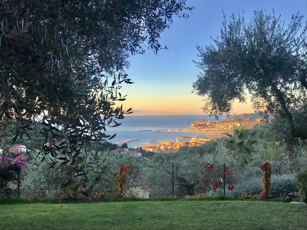 Le Jardin Sur Mer Avec Bike Et Mtb Tour Otel Imperia Dış mekan fotoğraf