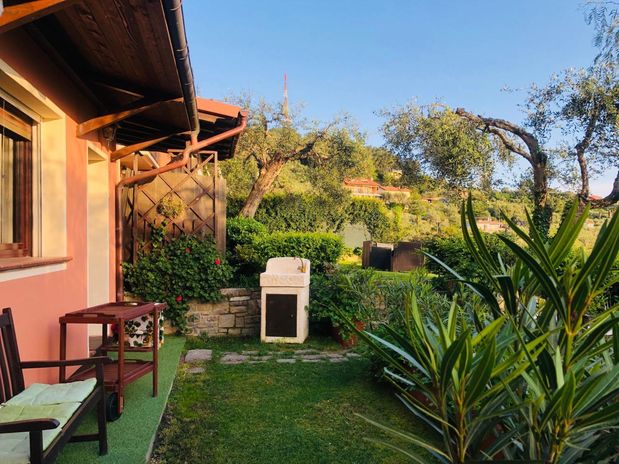 Le Jardin Sur Mer Avec Bike Et Mtb Tour Otel Imperia Dış mekan fotoğraf